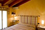 Отель Hotel Noce Отель Hotel Noce