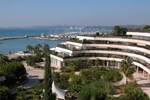 Отель Holiday Inn Resort Nice - Port St Laurent Отель Holiday Inn Resort Nice - Port St Laurent