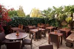 Отель The Inn At Kew Gardens Отель The Inn At Kew Gardens