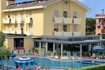 Отель Hotel Junior Ca' Di Valle Отель Hotel Junior Ca' Di Valle