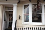 Отель Gullivers Hotel - B&B Отель Gullivers Hotel - B&B