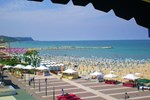 Отель Hotel Amelia Отель Hotel Amelia