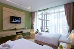 Отель A-Te Chumphon Hotel Отель A-Te Chumphon Hotel