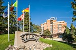 Отель Hotel Salera Отель Hotel Salera