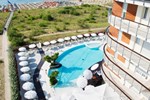 Отель Jesolopalace Hotel & Aparthotel Отель Jesolopalace Hotel & Aparthotel