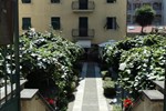 Отель Hotel Alba Отель Hotel Alba