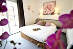 Отель Amadour Hôtel Отель Amadour Hôtel