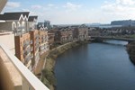 Апартаменты A Space in the City @ Century Wharf Апартаменты A Space in the City @ Century Wharf