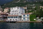 Отель Hotel Vega Отель Hotel Vega