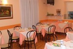 Отель Hotel 2000 Отель Hotel 2000
