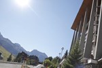 Отель Hotel Edelweiss Отель Hotel Edelweiss