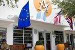 Хостел SoBe Hostel & Bar Хостел SoBe Hostel & Bar