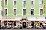 Отель Hotel Benaco Отель Hotel Benaco