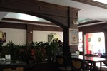 Отель Rattana Mansion Отель Rattana Mansion