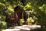 Отель Sambor Village Hotel Отель Sambor Village Hotel