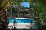 Отель Hôtel Saint Amour La Tartane Отель Hôtel Saint Amour La Tartane