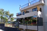 Отель Hotel Apeiron Отель Hotel Apeiron