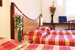 Отель Hôtel Sovereign Saint-Ouen Отель Hôtel Sovereign Saint-Ouen