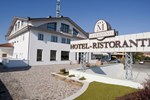 Отель Hotel Massimino Отель Hotel Massimino