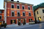 Отель Hotel Ristorante Corona Отель Hotel Ristorante Corona