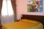 Отель Hotel Donatello Отель Hotel Donatello