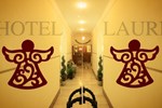 Отель Hotel Lauri Отель Hotel Lauri