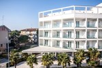 Отель Hotel Oceanomare Отель Hotel Oceanomare