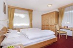 Отель Hotel Garni Morene Отель Hotel Garni Morene