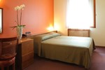 Отель Hotel Cima Отель Hotel Cima