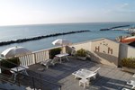 Отель Hotel Manzi Отель Hotel Manzi