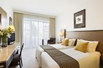 Отель Mediterranean Beach Hotel Отель Mediterranean Beach Hotel