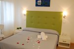 Отель Hotel Irene Отель Hotel Irene