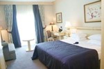 Отель Rocks Hotel & Casino Отель Rocks Hotel & Casino