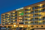 Отель DoubleTree Beach Resort by Hilton Tampa Bay/North Отель DoubleTree Beach Resort by Hilton Tampa Bay/North
