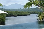 Отель Mimpi Resort Menjangan Отель Mimpi Resort Menjangan