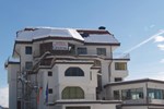 Отель Hotel Crystal Отель Hotel Crystal