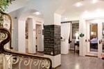Отель Tomato Backpackers Hotel Отель Tomato Backpackers Hotel