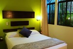 Отель Villa del Angel Hotel Отель Villa del Angel Hotel