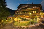 Отель Hotel Bucaneve Отель Hotel Bucaneve