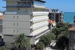 Отель Hotel Gabbiano Отель Hotel Gabbiano