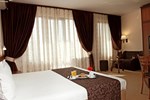 Отель Favorit Hotel Отель Favorit Hotel