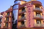 Отель Hotel Amfibia Отель Hotel Amfibia