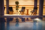 Отель Hotel Adlon Отель Hotel Adlon