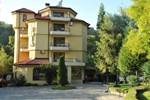Отель Hotel Edia Отель Hotel Edia