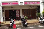 Гостевой дом Rendezvous Hotel Гостевой дом Rendezvous Hotel