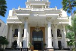 Отель The Grand Palace Hotel Malang Отель The Grand Palace Hotel Malang