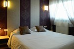 Отель Contact hôtel - Motel Les Bleuets Отель Contact hôtel - Motel Les Bleuets
