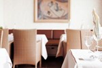 Отель Hotel Restaurant Hirschen Haselstauden Отель Hotel Restaurant Hirschen Haselstauden