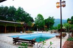 Отель Areeya Phuree Resort Отель Areeya Phuree Resort