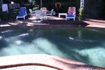 Мини-отель A Tropical Escape B&B Мини-отель A Tropical Escape B&B